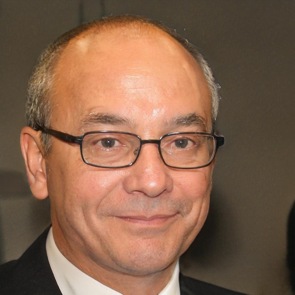Portrait von Markus Weber, Finanzberater bei dravestilonuq